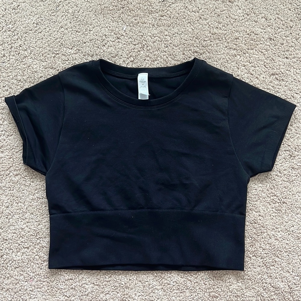 Seamless aerie top